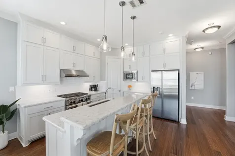 4106 Silver Reef Galveston TX 77554