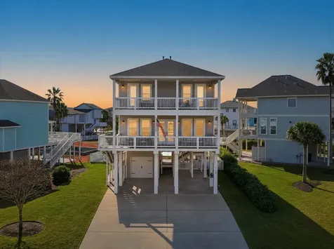 4106 Silver Reef Galveston TX 77554