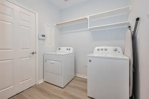 14 Sprite Woods Place The Woodlands TX 77382