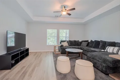 14 Sprite Woods Place The Woodlands TX 77382