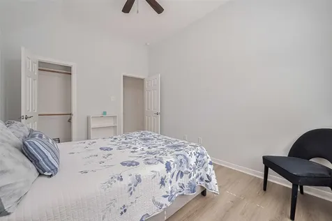 14 Sprite Woods Place The Woodlands TX 77382