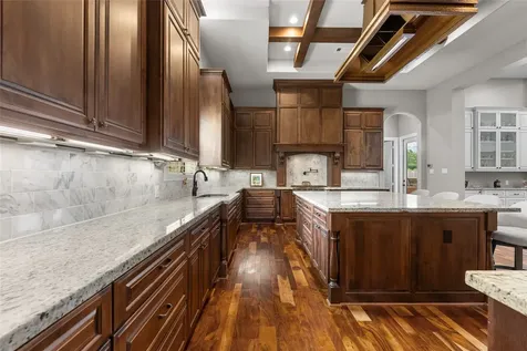 2080 Wilderness Trail Friendswood TX 77546