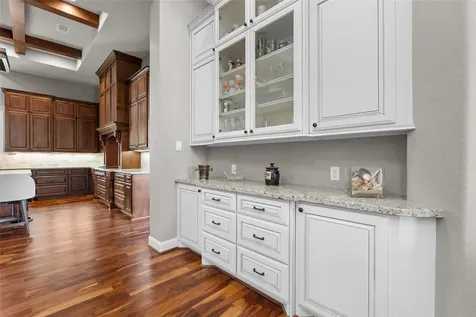 2080 Wilderness Trail Friendswood TX 77546