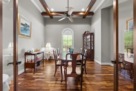 2080 Wilderness Trail Friendswood TX 77546