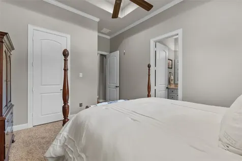 2080 Wilderness Trail Friendswood TX 77546