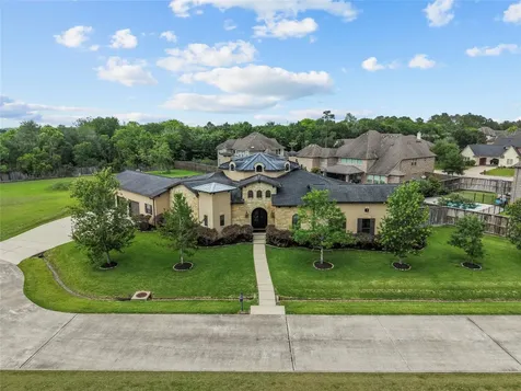 2080 Wilderness Trail Friendswood TX 77546