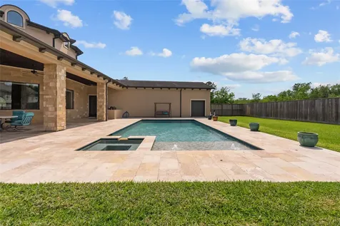 2080 Wilderness Trail Friendswood TX 77546