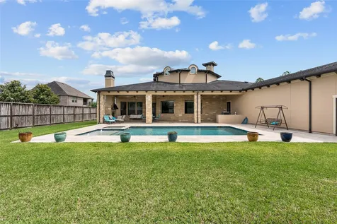 2080 Wilderness Trail Friendswood TX 77546