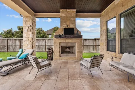 2080 Wilderness Trail Friendswood TX 77546