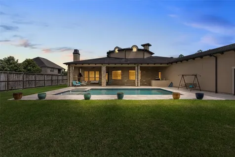 2080 Wilderness Trail Friendswood TX 77546