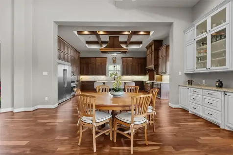 2080 Wilderness Trail Friendswood TX 77546