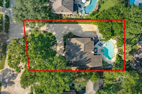 412 Melodywood Drive Friendswood TX 77546