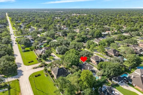 412 Melodywood Drive Friendswood TX 77546