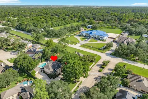 412 Melodywood Drive Friendswood TX 77546