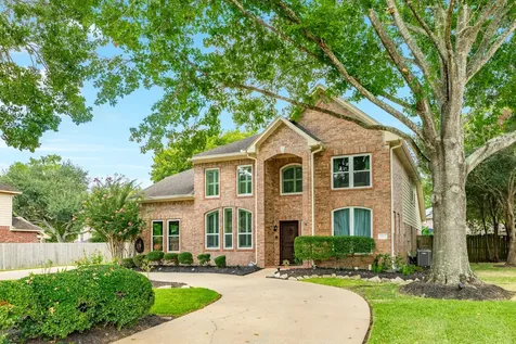 412 Melodywood Drive Friendswood TX 77546