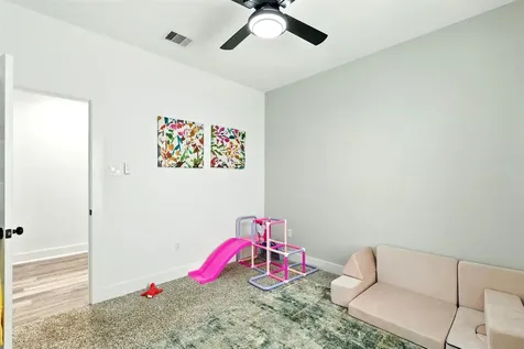 7711 Willow Street Houston TX 77088
