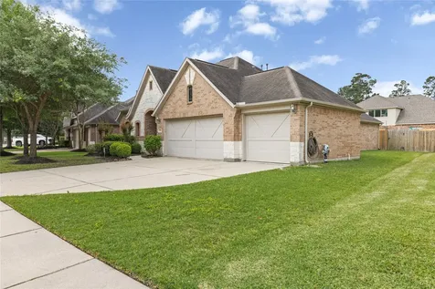26014 Kingshill Drive Kingwood TX 77339