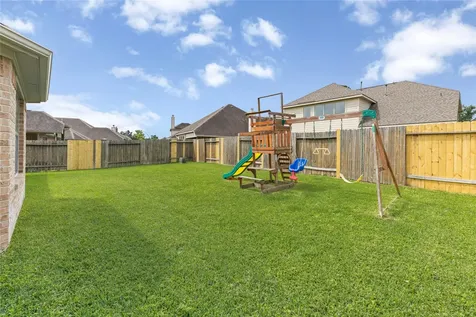 26014 Kingshill Drive Kingwood TX 77339