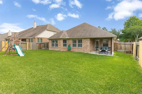 26014 Kingshill Drive Kingwood TX 77339