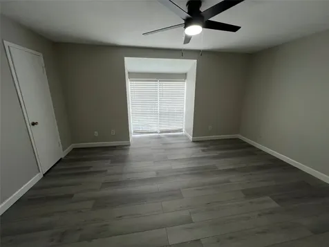 12633 Memorial Drive 24 Houston TX 77024