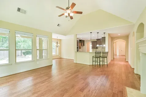 6 Little Falls Place Tomball TX 77375