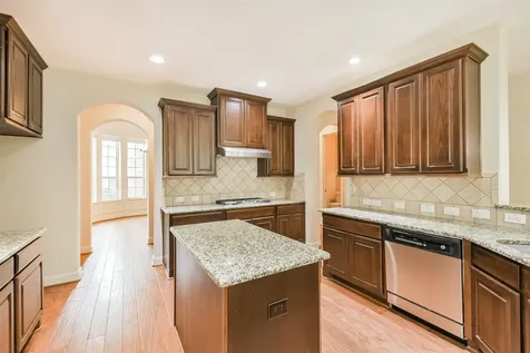 6 Little Falls Place Tomball TX 77375