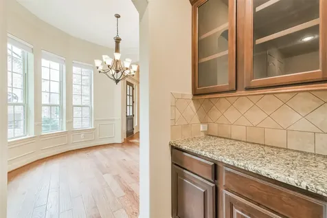 6 Little Falls Place Tomball TX 77375