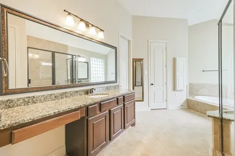 6 Little Falls Place Tomball TX 77375