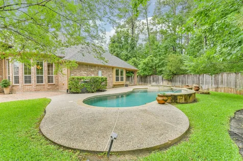 6 Little Falls Place Tomball TX 77375