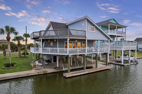 4105 Nueces Drive Galveston TX 77554