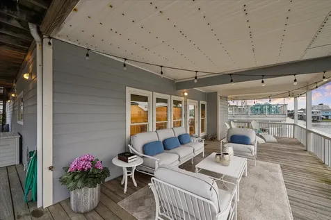 4105 Nueces Drive Galveston TX 77554