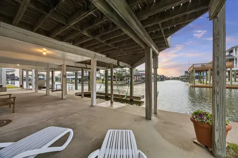 4105 Nueces Drive Galveston TX 77554