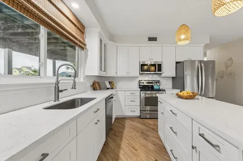 4105 Nueces Drive Galveston TX 77554