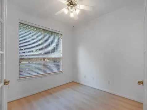 22 Pine Needle The Woodlands TX 77382