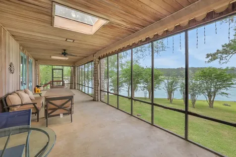 425 Old Fm 224 Coldspring TX 77331