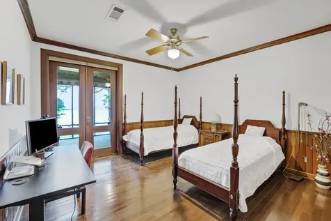 425 Old Fm 224 Coldspring TX 77331