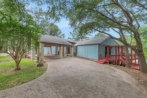 425 Old Fm 224 Coldspring TX 77331