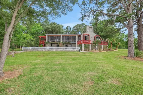 425 Old Fm 224 Coldspring TX 77331