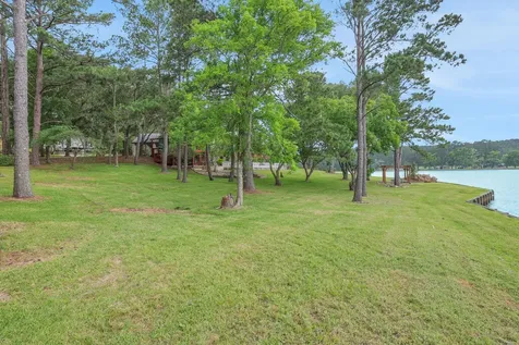 425 Old Fm 224 Coldspring TX 77331
