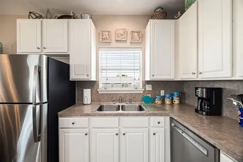 3930 Navarro Drive Galveston TX 77554