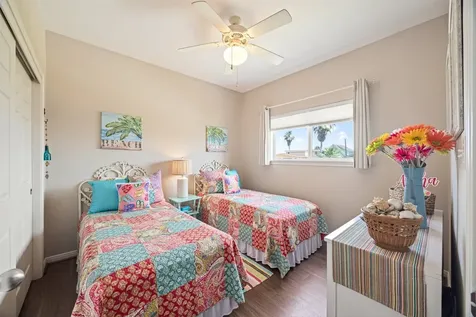 3930 Navarro Drive Galveston TX 77554