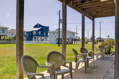 3930 Navarro Drive Galveston TX 77554
