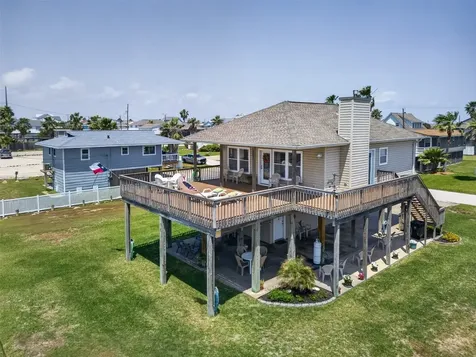 3930 Navarro Drive Galveston TX 77554