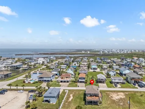 3930 Navarro Drive Galveston TX 77554