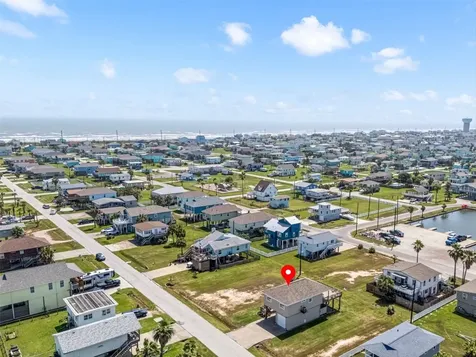 3930 Navarro Drive Galveston TX 77554