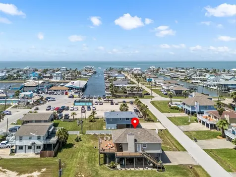 3930 Navarro Drive Galveston TX 77554