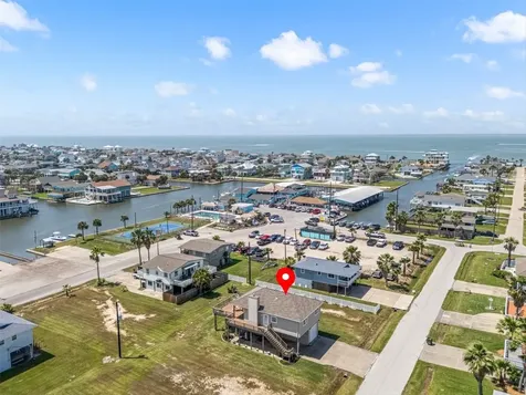 3930 Navarro Drive Galveston TX 77554
