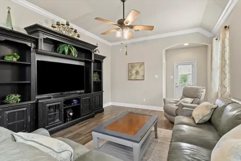 43 Wood Drake Place Tomball TX 77375