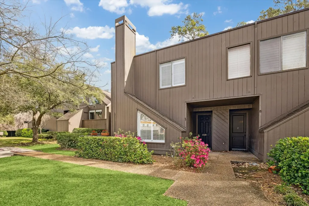 368 Litchfield Lane Houston TX 77024