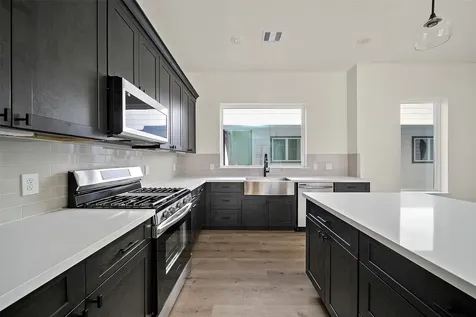 2722 Nagle Street Houston TX 77004